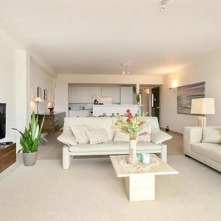 شقة Sunny With Terrace At 100 Meters From Beach *