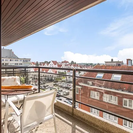 Sunny With Terrace At 100 Meters From Beach